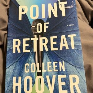 Colleen Hoover Book- Point of retreat